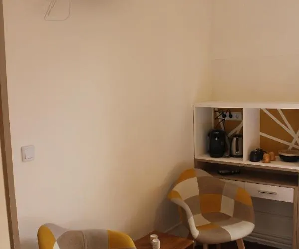 Ginkgo Guest house 4*